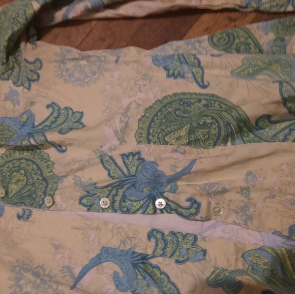 COPY - Yellow, blue and green button down shirt - Picture 4 of 10